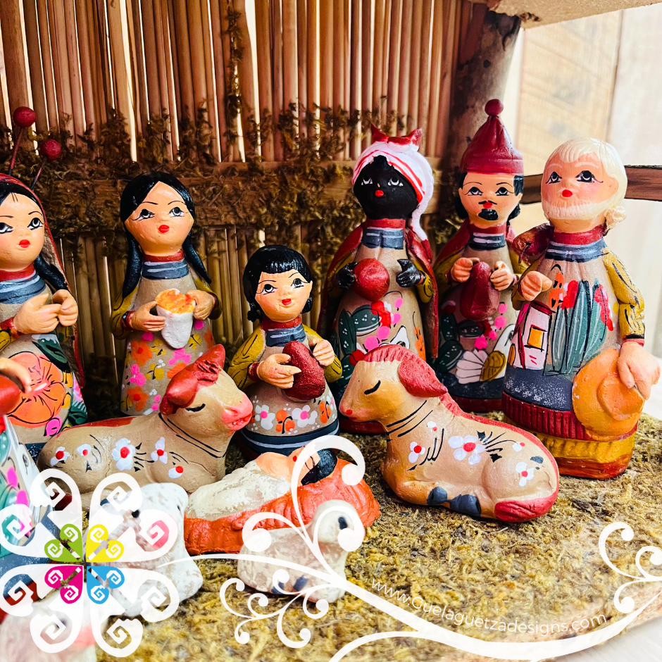 Multicolor Clay Nativity Set - Nacimiento Navideno
