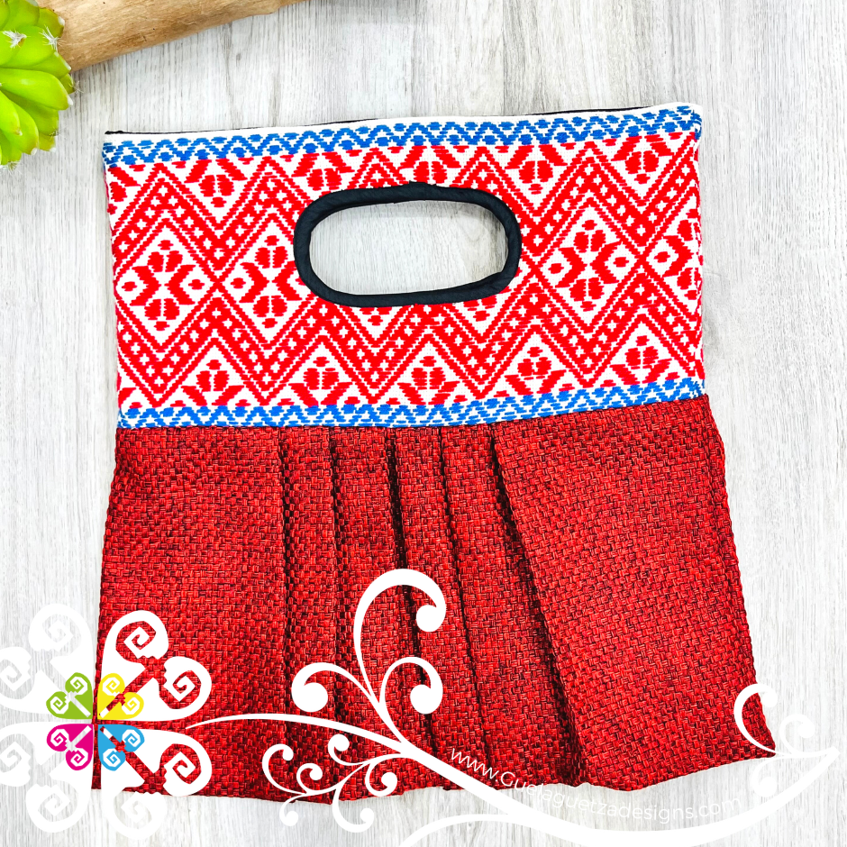 Otomi Embroider Queen Purse