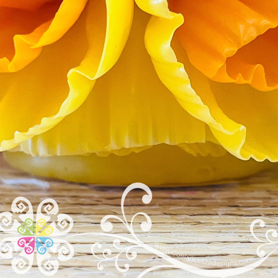 Yellow Cirio Escamado Elegancia Artesanal- Artisan Candles Vedesa
