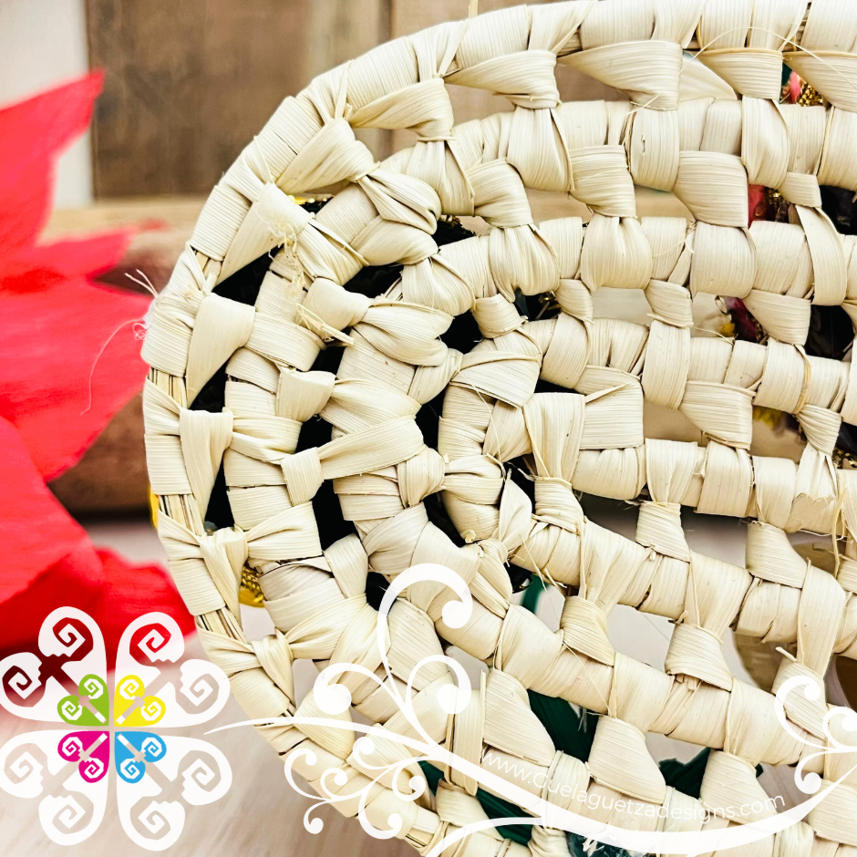 Small Multicolor Nativity Set of 5 pcs - Nacimiento Navideno