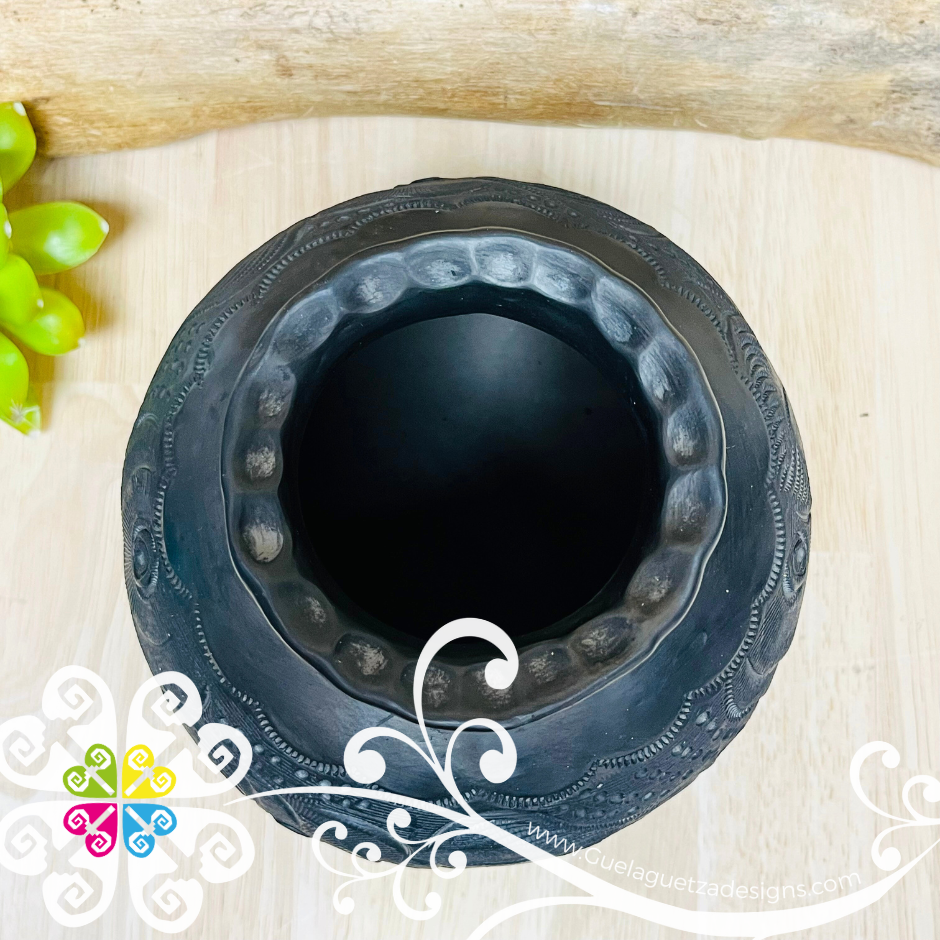Medium Carved Cantarito Black Clay Vase - Barro Negro Oaxaca