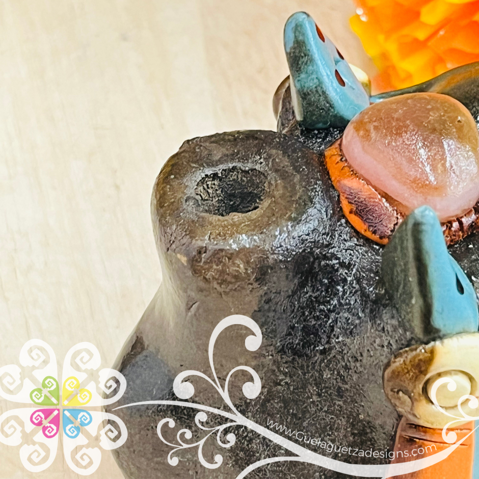 Medium Jaguar Ocarina Silbato - Resin & Epoxy Clay Whistle
