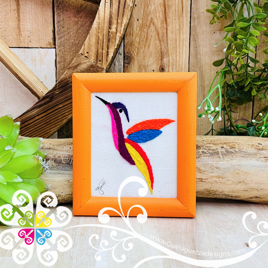 Colibri - Embroidered Wood Frame
