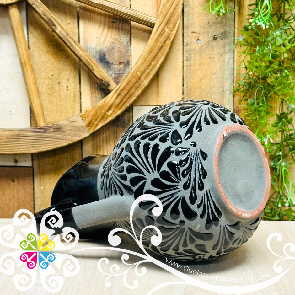Gray/Black Espiga Large Pato Clay Pitcher - Jarro de Barro