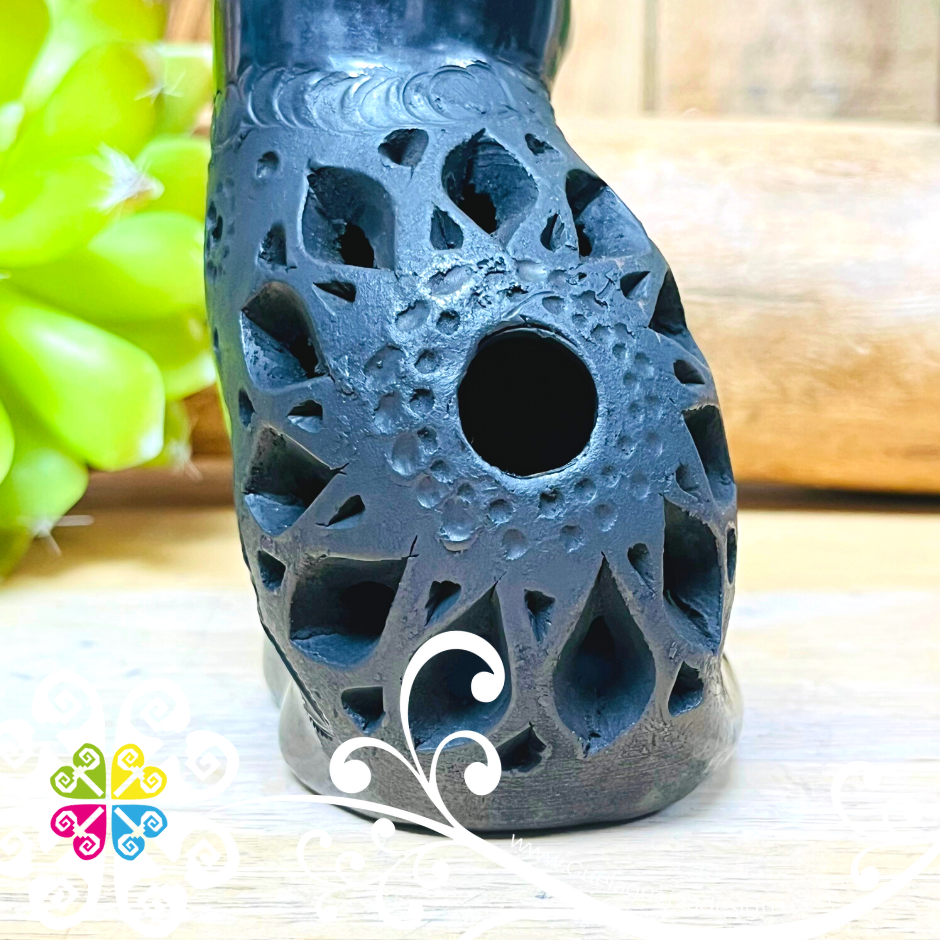 Small Seated Cat Black Clay Figure - Barro Negro Oaxaca