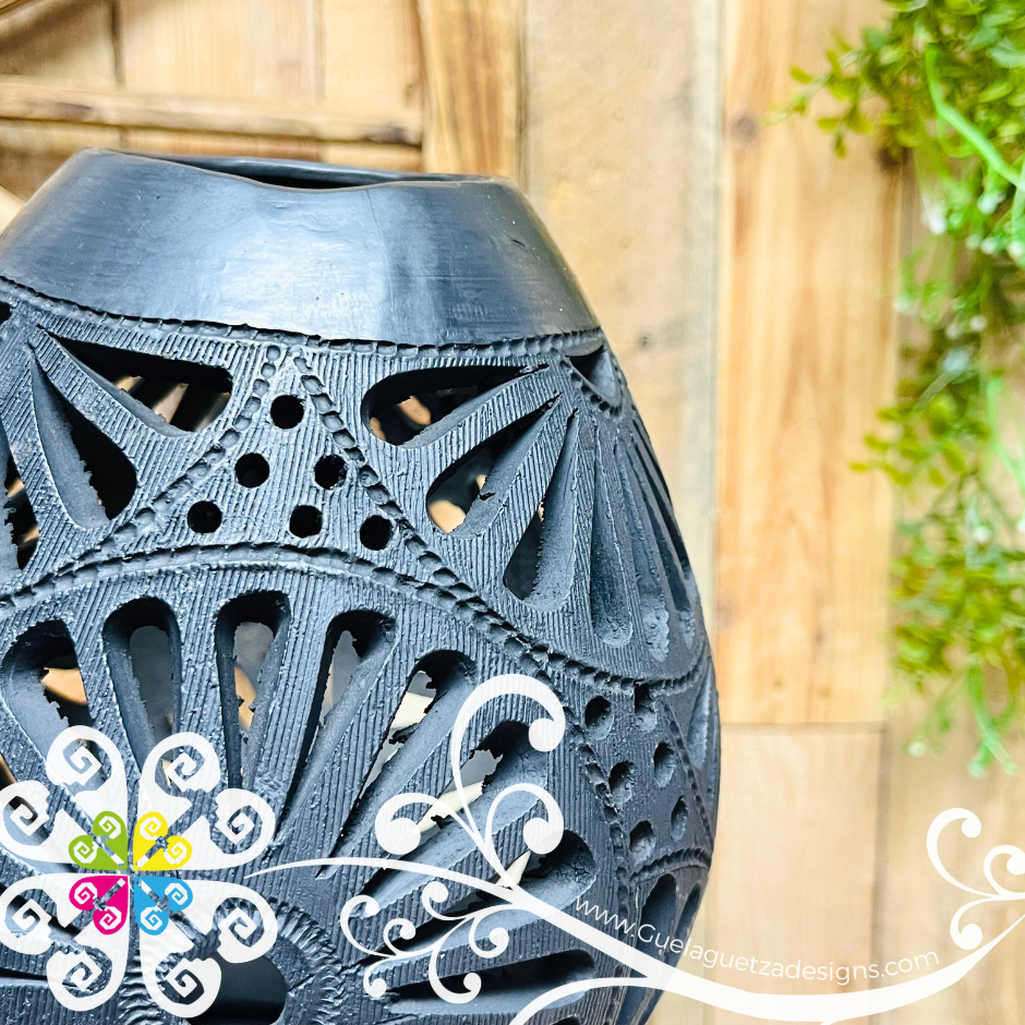 Oval Tall Lampara - Barro Negro Oaxaca
