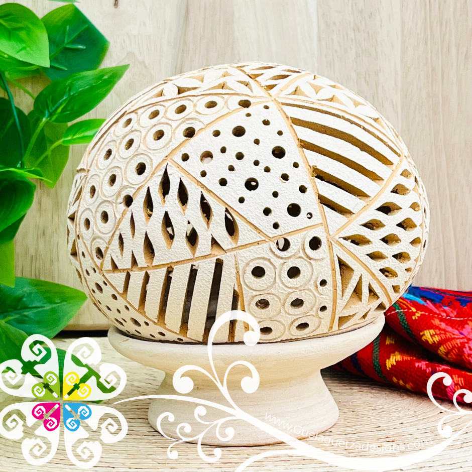 Medium Round Candle Holder - Barro Atzompa