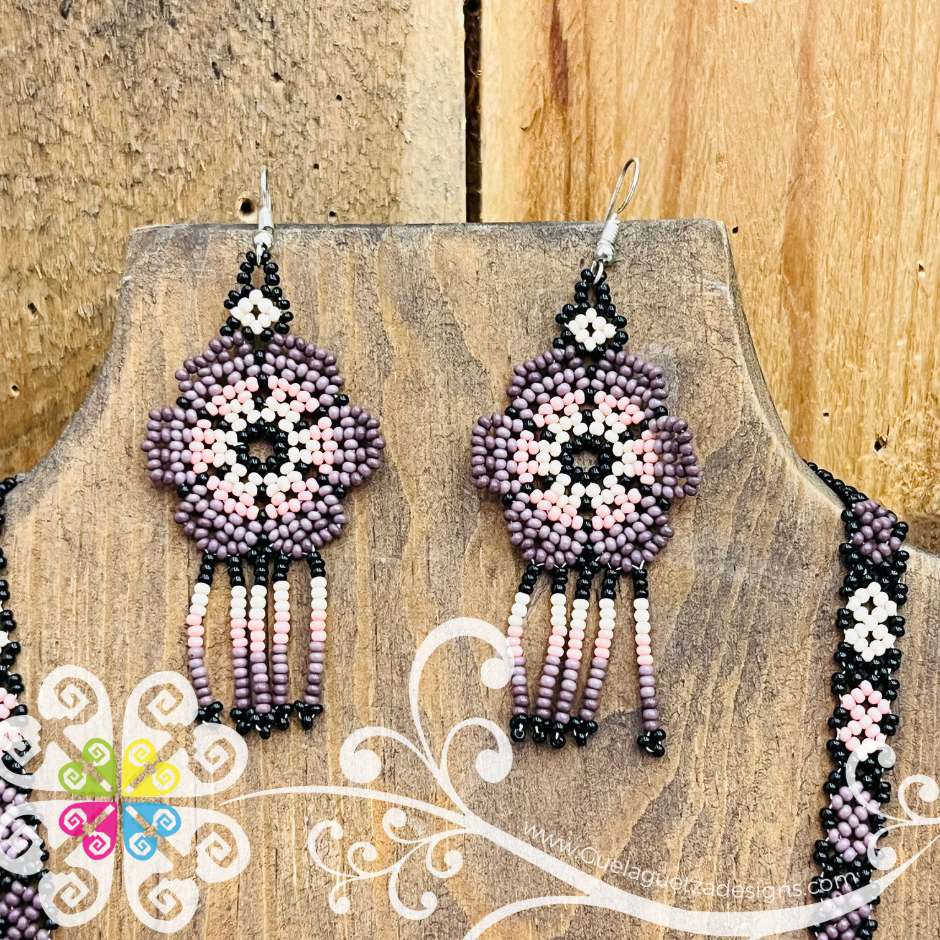 Primavera Flower Beaded Necklace Set