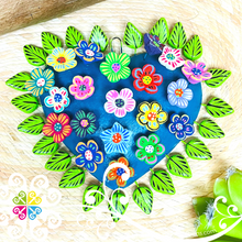 Medium Flower Design Corazon de la Vida - Corazon de Pared - Barro Cocido