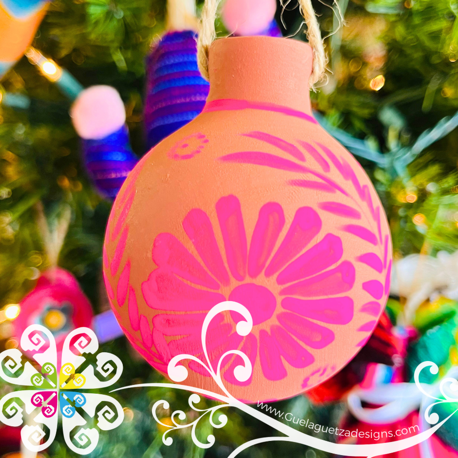 Multicolor Flowers Round Guerrero Clay Ornament Box