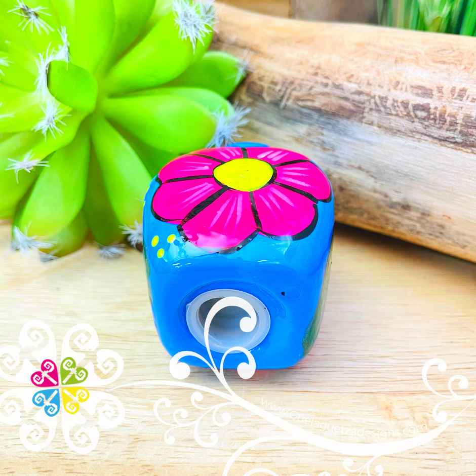 Saleritos Salt and Pepper Shaker Set