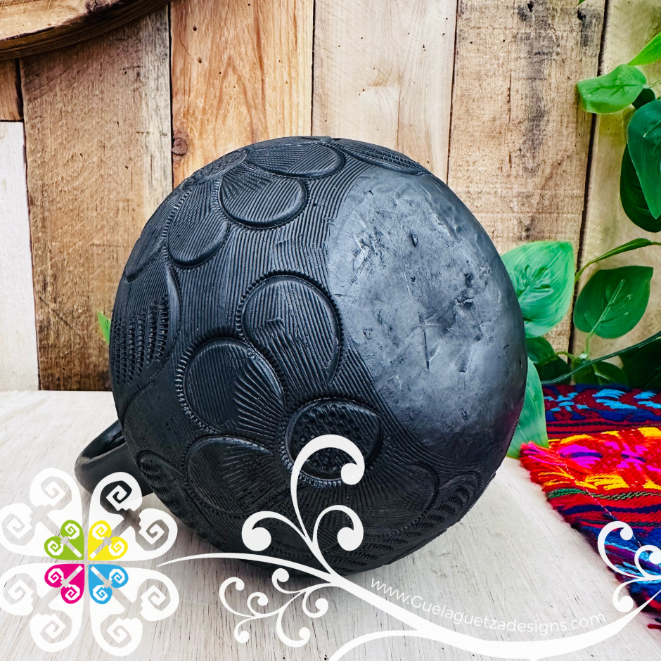 Medium Bola Pitcher - Barro Negro Oaxaca