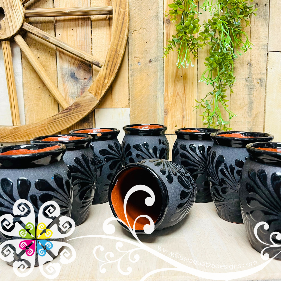 Imperfectly Beautiful Set of Black / Black Espiga Vase - Set Clay Vase