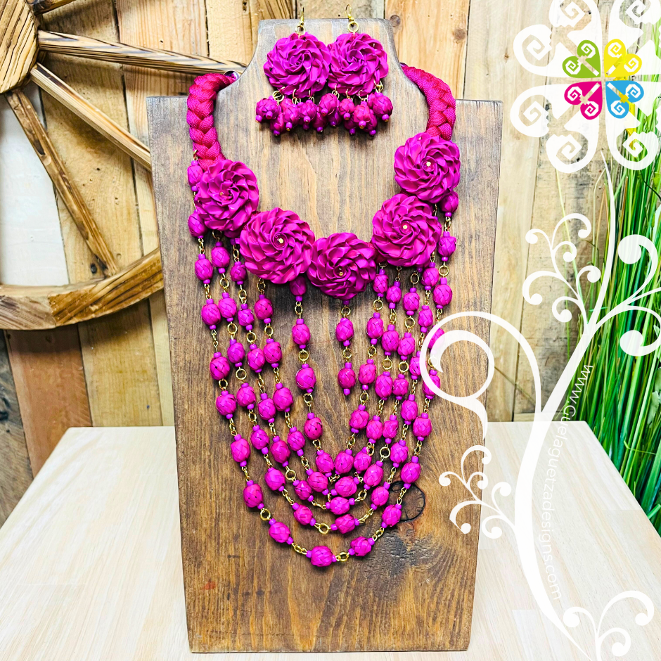 Elegant Flower Palm Set