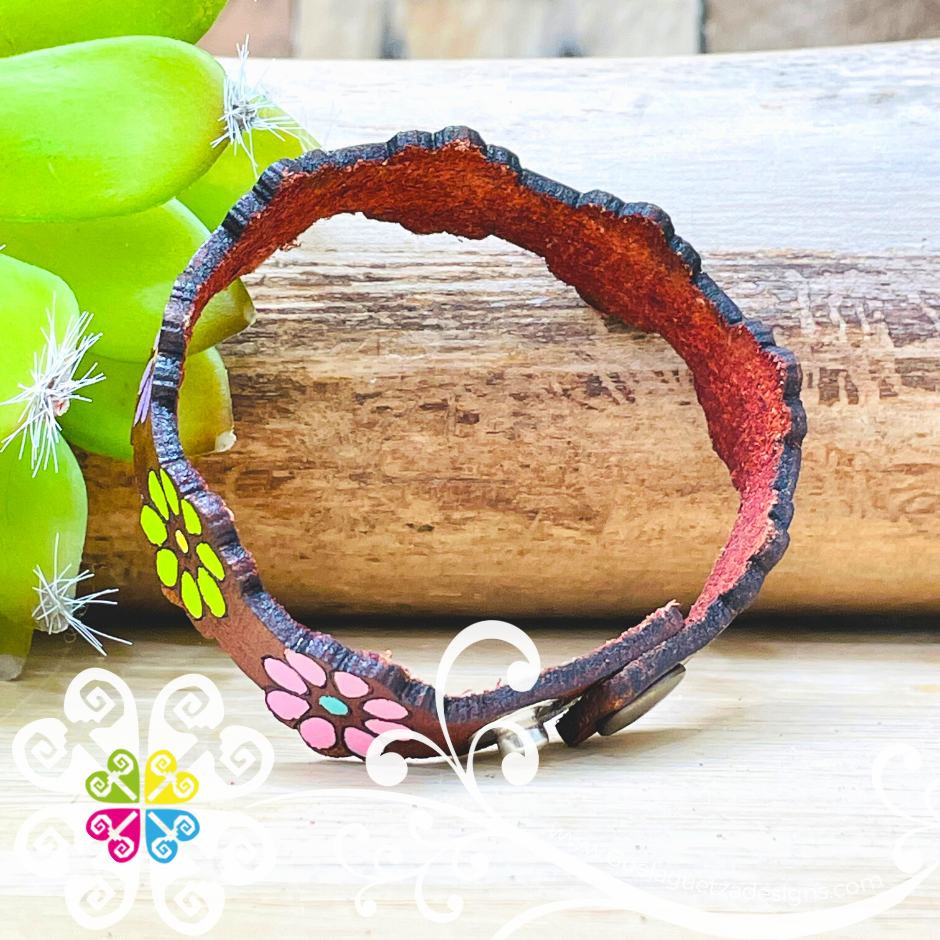 Small Flower Vine Leather Bracelet