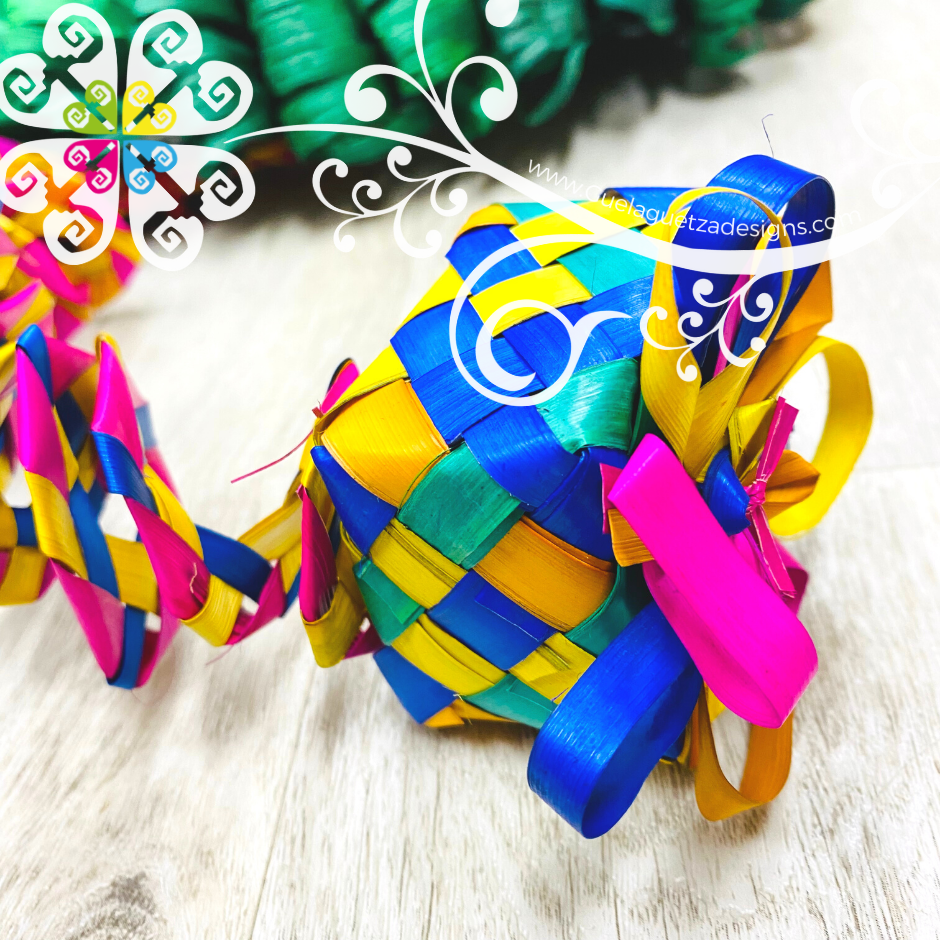 12 Pcs- Gift Box Palm Ornament - Esfera Artesanal