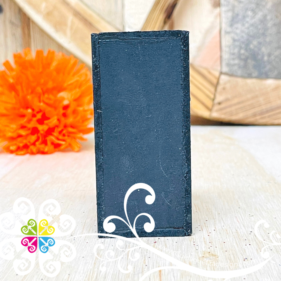 La Mexicana - Day of the Dead Dead Decor