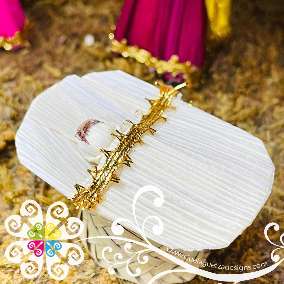 Mini Corn Husk Nativity Set - Nacimiento Navideno