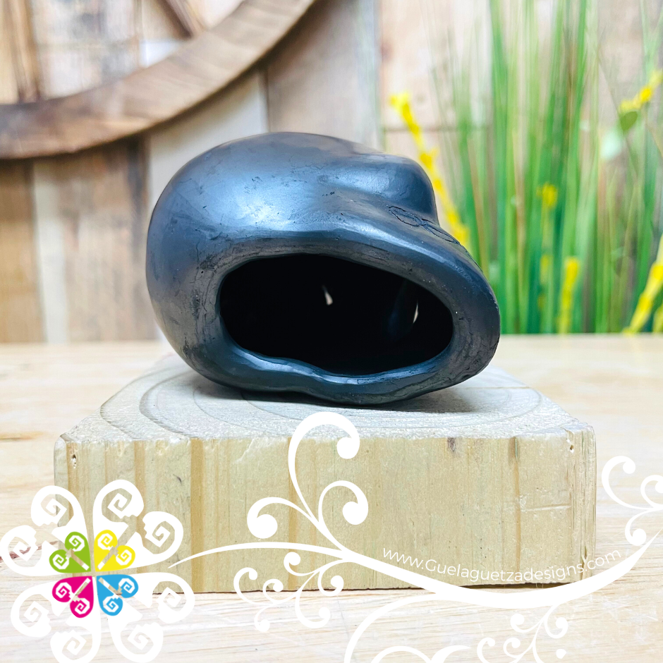 Mini Calado Skull - Black Clay Oaxaca