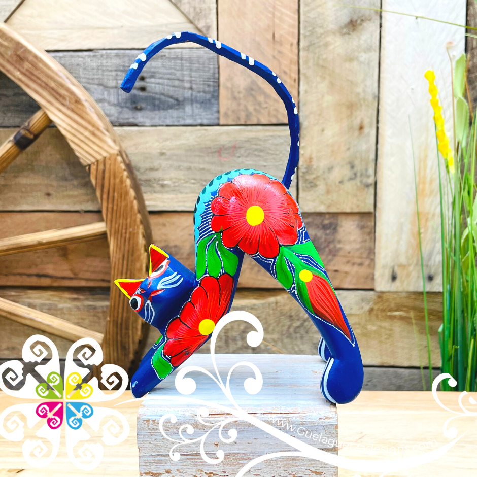 Medium Stretching Cat Alebrije- Handcarve Wood Decoration Figure