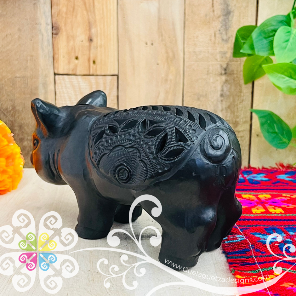 Cute Piggy Figure - Black Clay Oaxaca