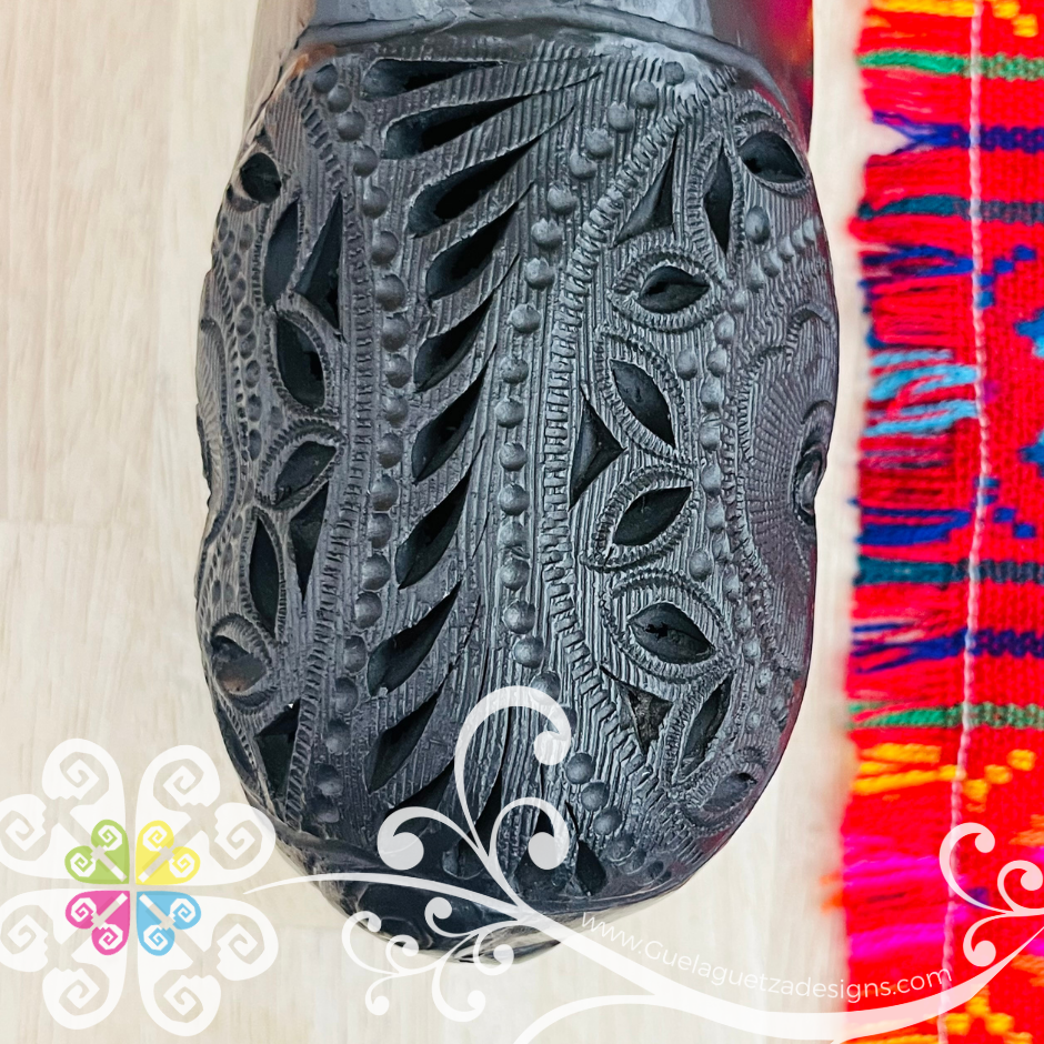 Cute Piggy Figure - Black Clay Oaxaca