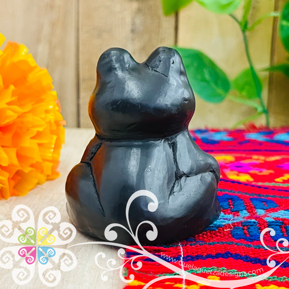 Frog Black Clay Figure - Barro Negro Oaxaca