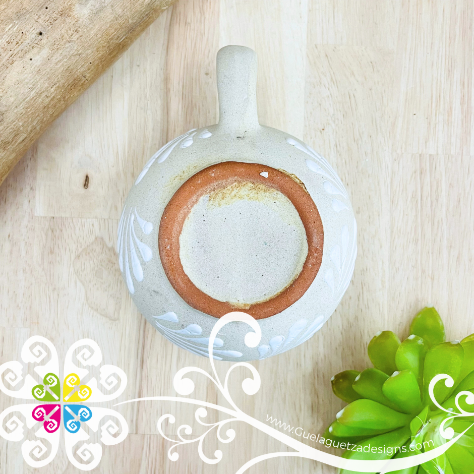 Set of 4 Medium Engobe / White Corazon Clay Mugs - Set Taza Barro