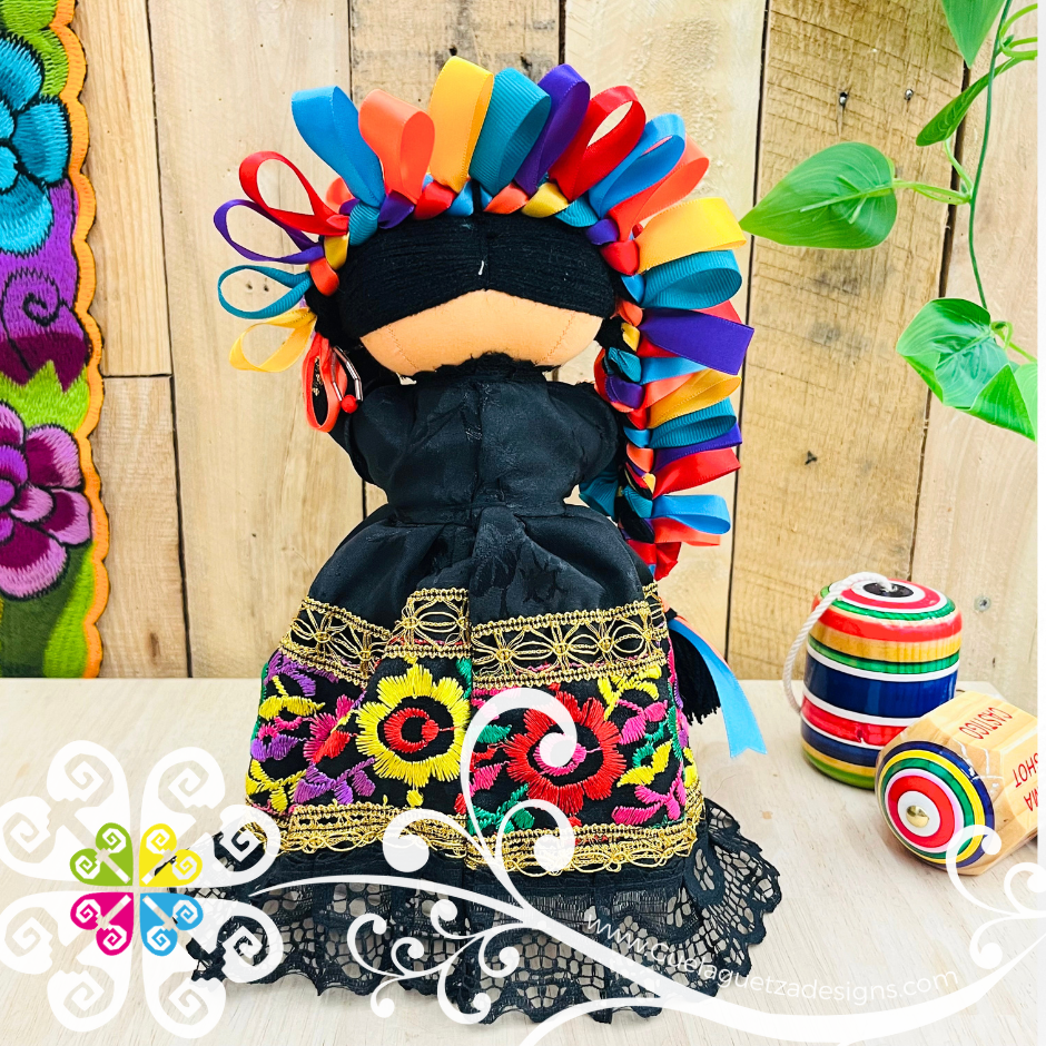 Gaby Mexican Otomi Doll - Fina
