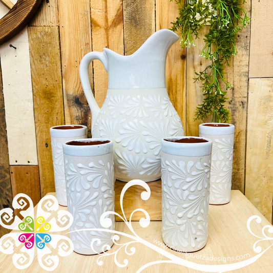 Engobe/White Espiga Pato Pitcher Set - 4 Cups