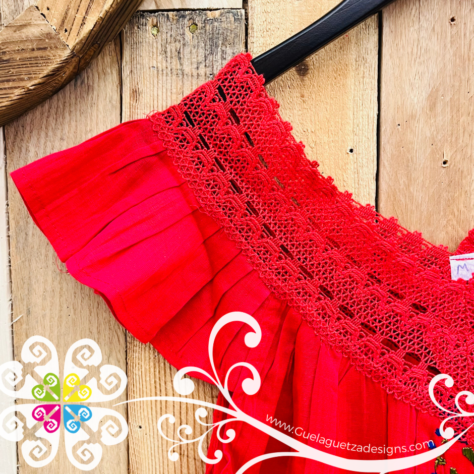 Red V Neck Top - Blusa Bordada