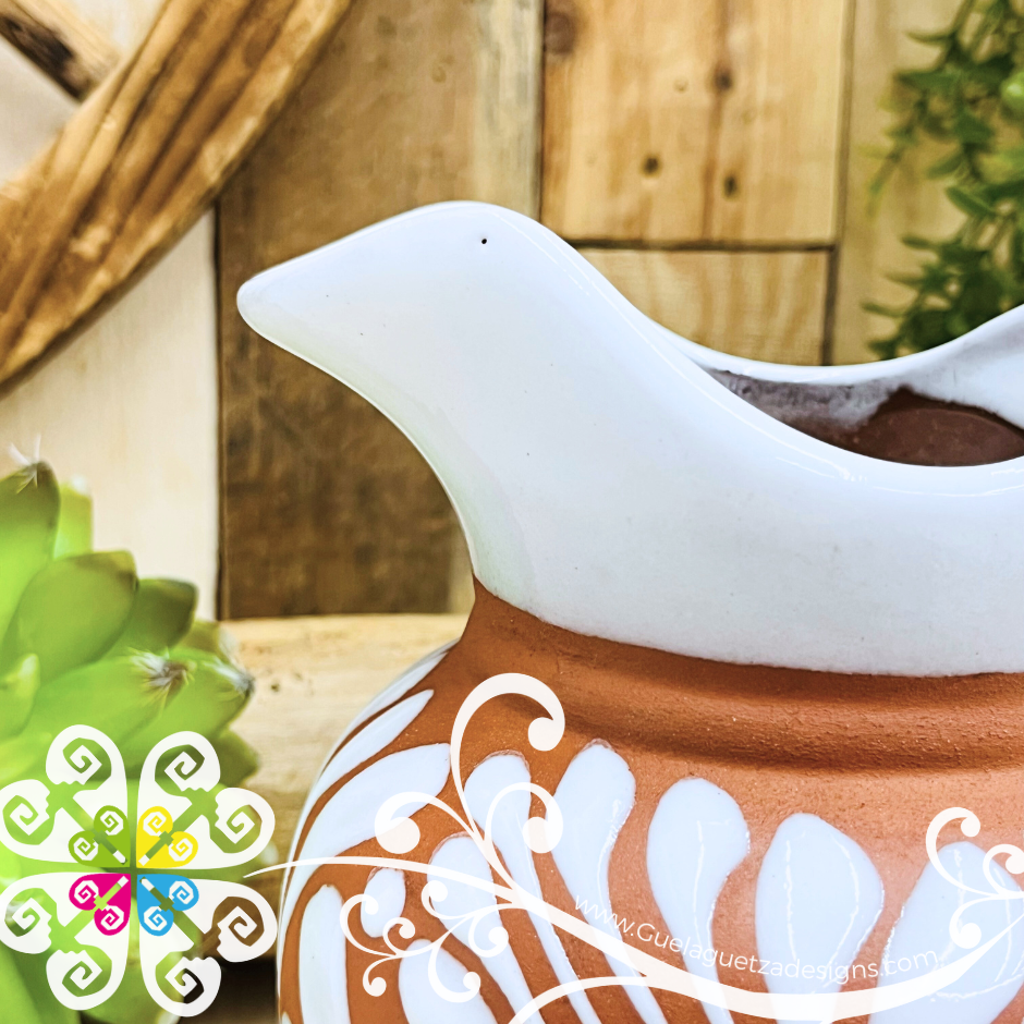Natural/White Lechera Small Clay Pitcher - Jarro