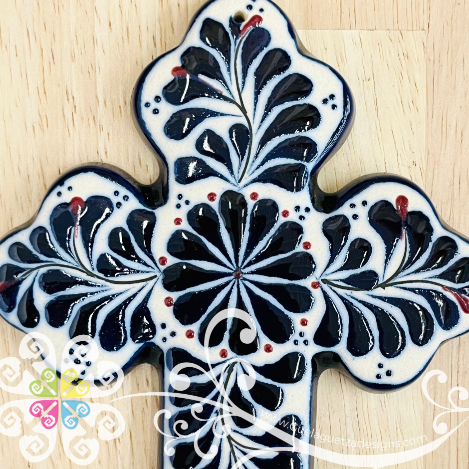 Small Navy Blue Flower Cross - Barro Alta Temperatura - Home Wall Decor