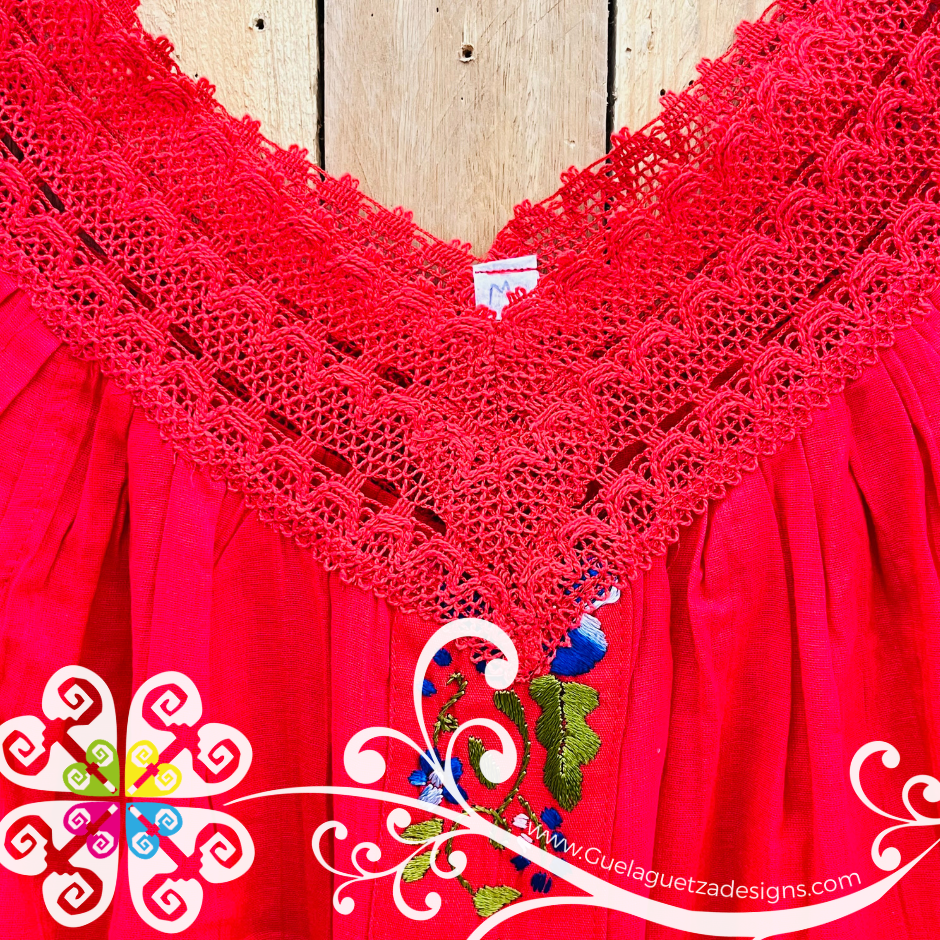 Red V Neck Top - Blusa Bordada