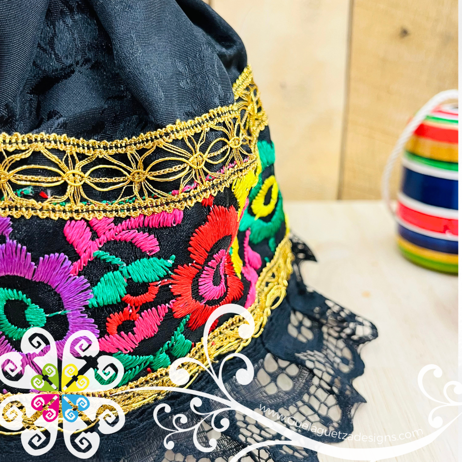 Gaby Mexican Otomi Doll - Fina