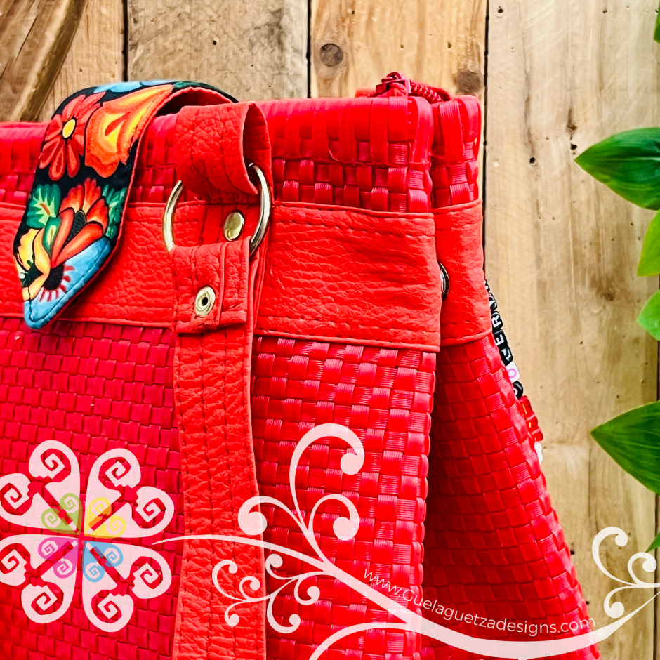 Medium Flor de Tehuana Mexican Purse - Bolsa de Plastico Tejido