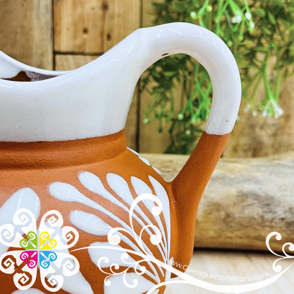 Natural/White Lechera Small Clay Pitcher - Jarro