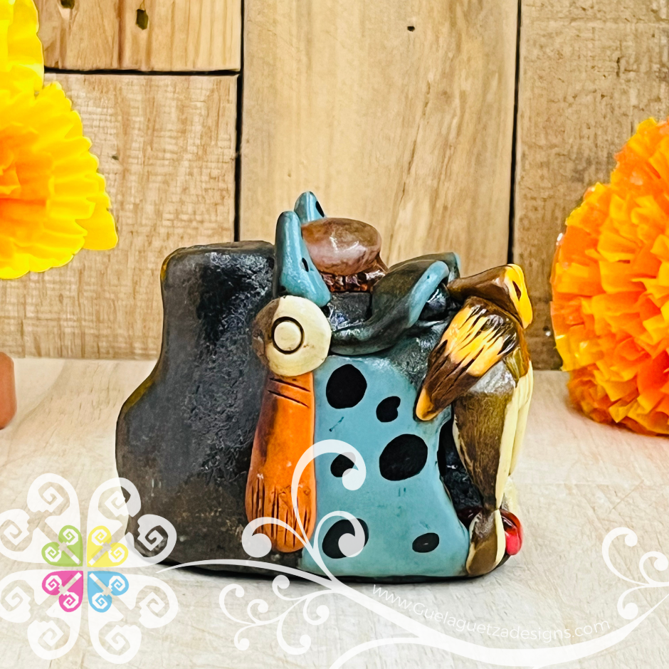 Medium Jaguar Ocarina Silbato - Resin & Epoxy Clay Whistle