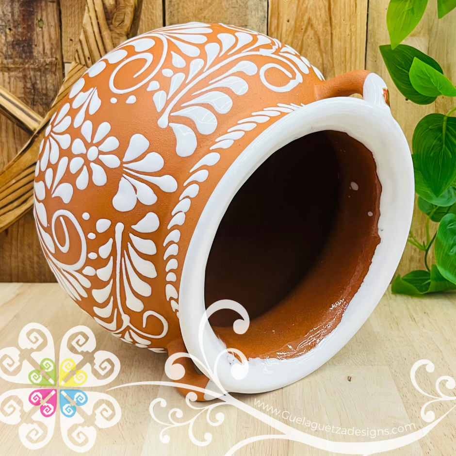 Natural with White Espiga Olla Redonda - Home Decor