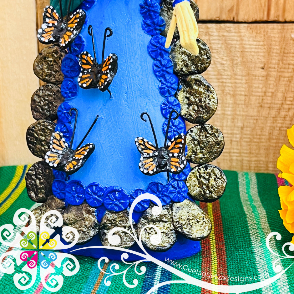 Small Mariposa Colores Fina Clay Catrina Michoacana - Capula Clay Home