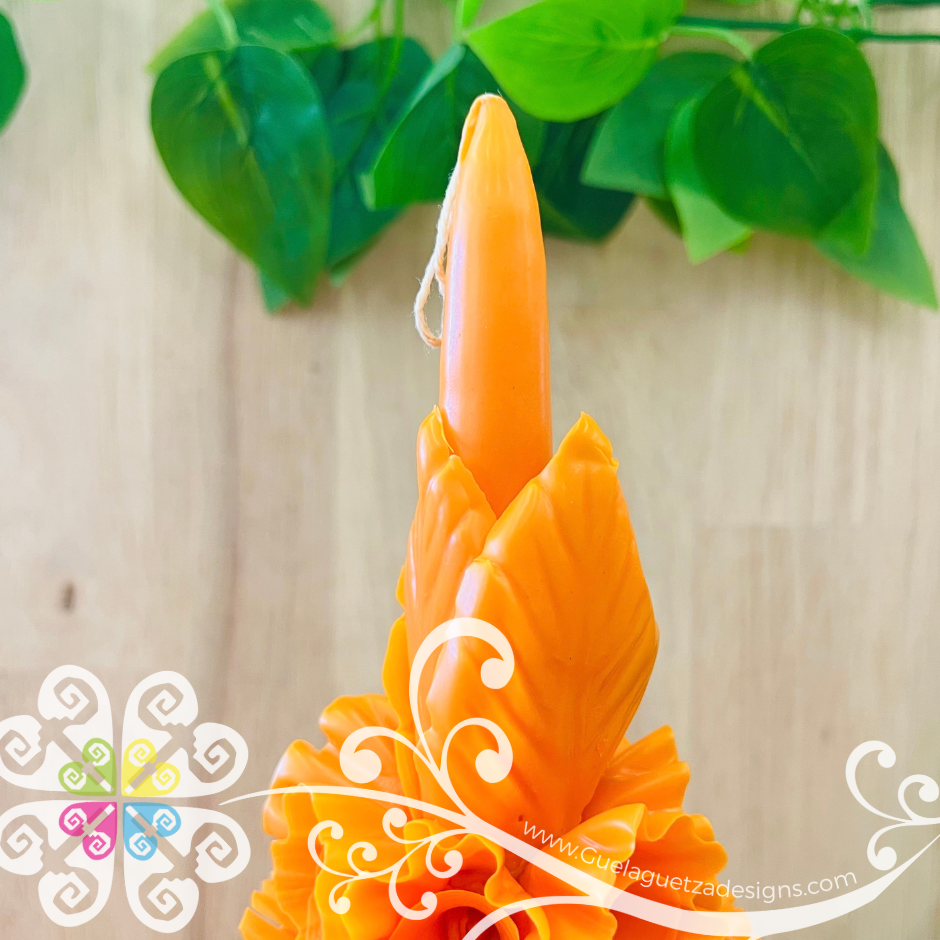Large Orange Vela Escamada Banderilla Elegancia Artesanal- Artisan Candles Vedesa