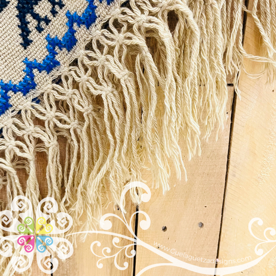 Plus Size Arbol de la Vida Design Beige Embroider Poncho - Mañanita