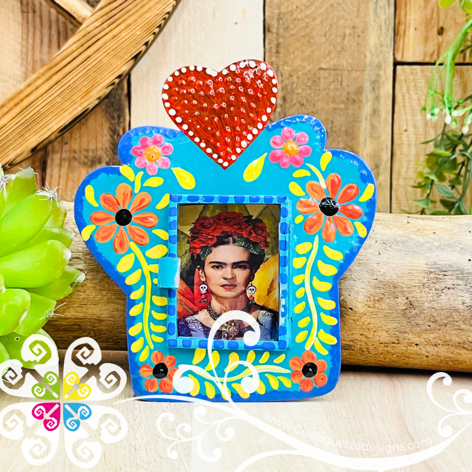Medium Frida Nicho Frame - Hojalata San Miguel Collection