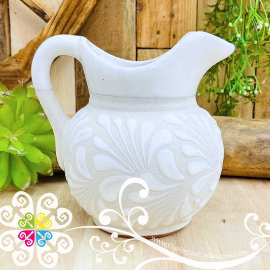 White/Engobe Lechera Small Clay Pitcher - Jarro