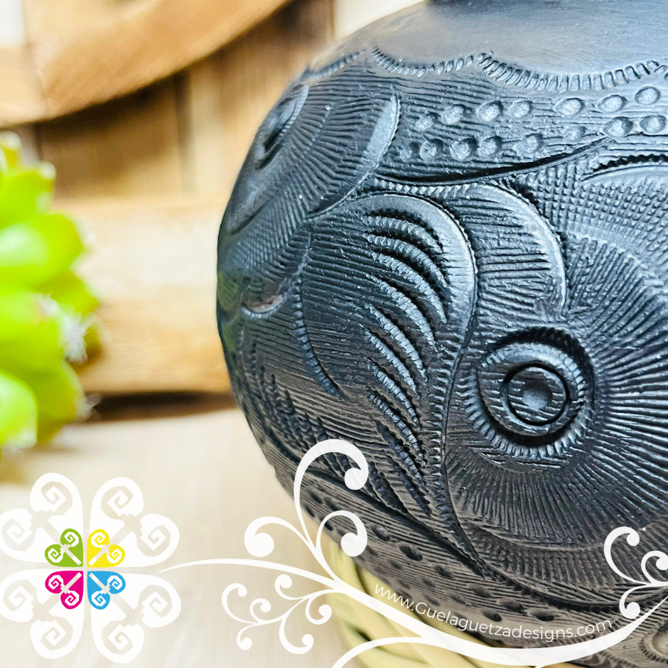 Medium Carved Cantarito Black Clay Vase - Barro Negro Oaxaca