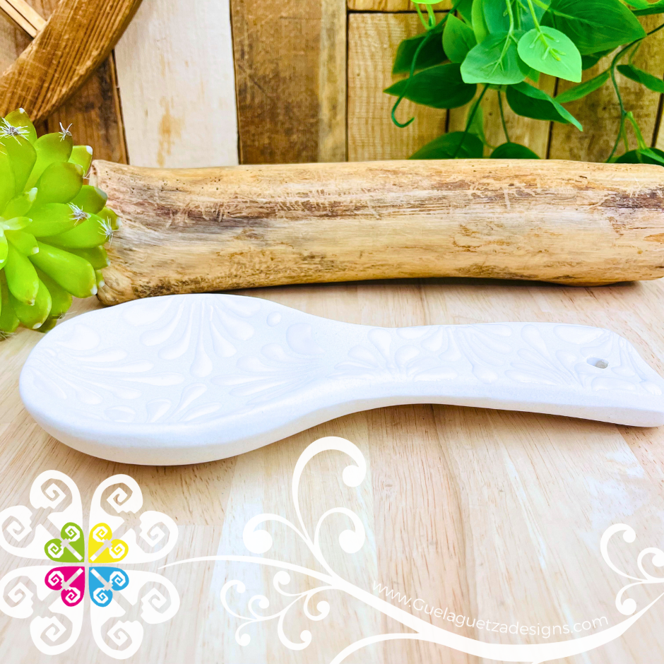 White Espiga Clay Cucharero - Spoon Holder