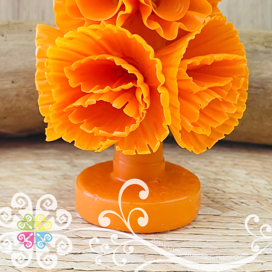 Large Orange Vela Escamada Banderilla Elegancia Artesanal- Artisan Candles Vedesa