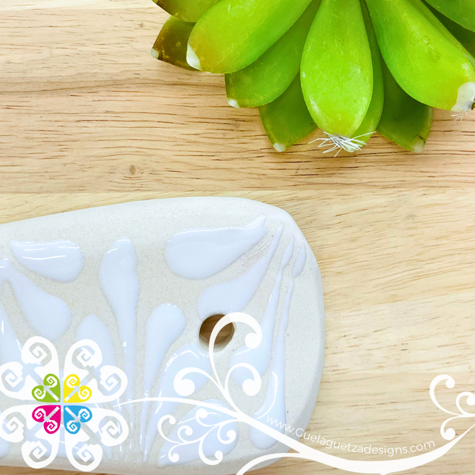 White Espiga Clay Cucharero - Spoon Holder