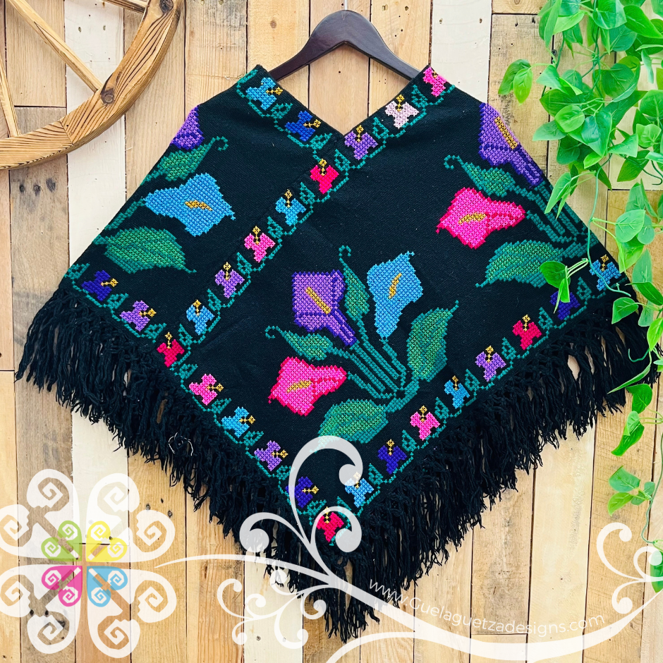 Calla Lilly Design Embroider Poncho - Mañanita