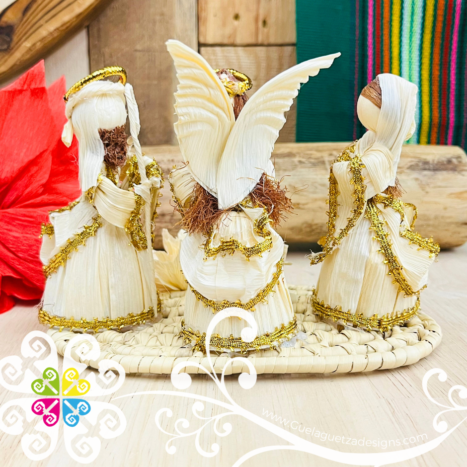 Small Natural Nativity Set of 5 pcs - Nacimiento Navideno